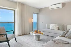Clifton Allure in Clifton – photo 3 thumbnail