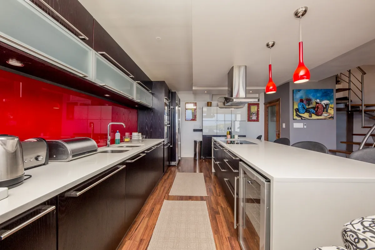property_c484d248-7f0d-437d-9f03-f8c3e34c6c5d_11