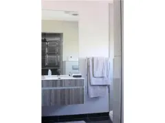 Seahill Luxury Apartment in Mouille Point – photo 5 thumbnail