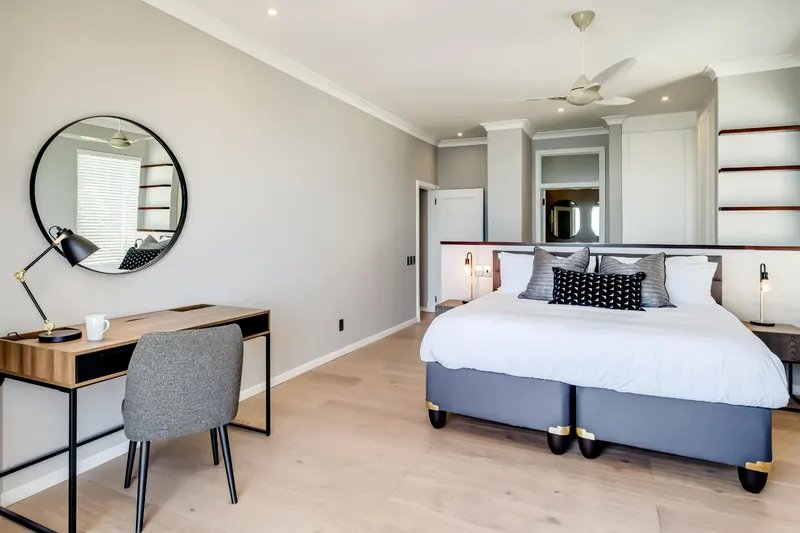 Ocean Penthouse Retr in Camps Bay – photo 13