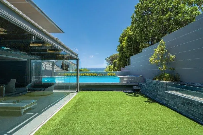 Villa Pascal in Camps Bay – photo 23