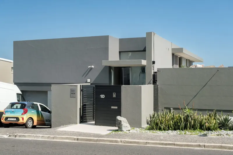 Blue Ocean Penthouse in Camps Bay – photo 35