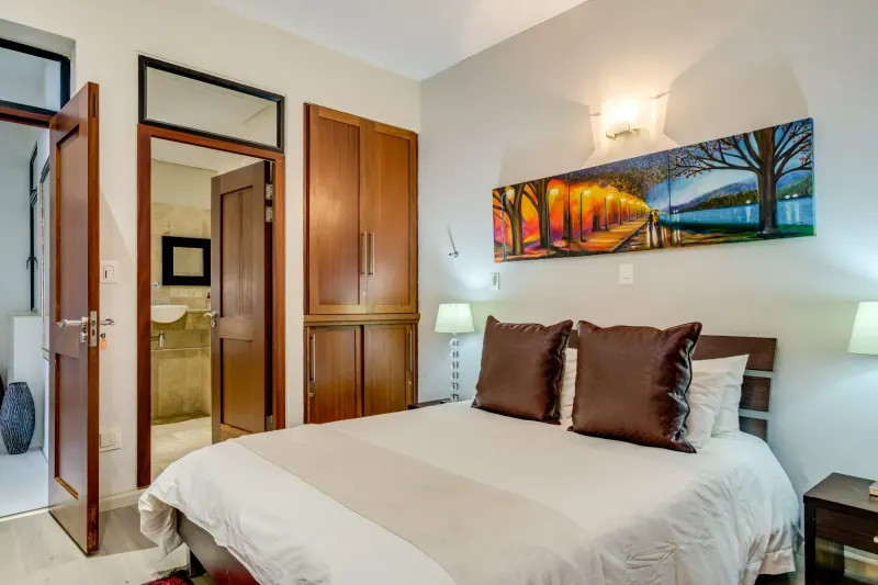 Bali Luxury Suite E in Camps Bay – photo 19