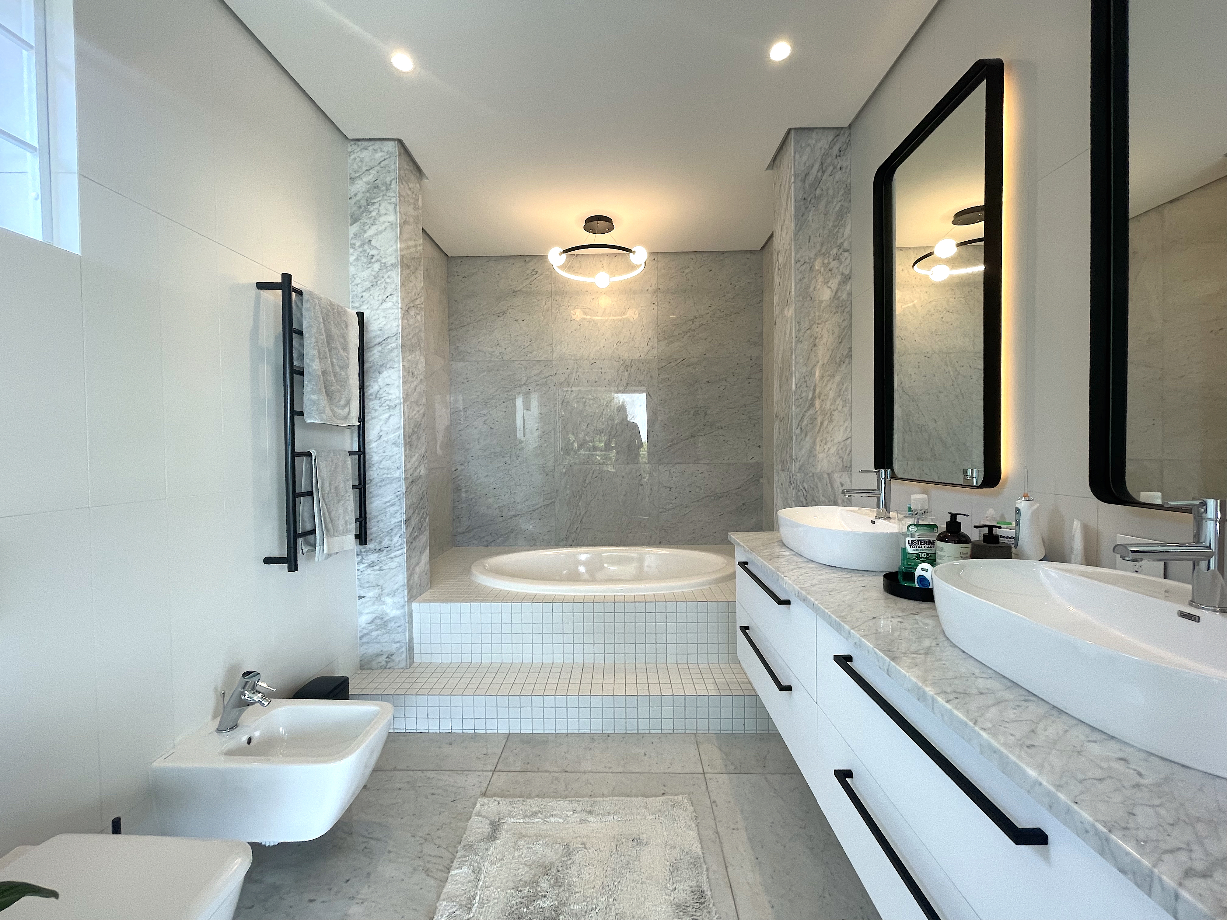 property_c5fbb95d-fea2-4aca-be3f-e083204dd7f9_16
