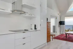 Fulham Road Apartment in Camps Bay – photo 6 thumbnail