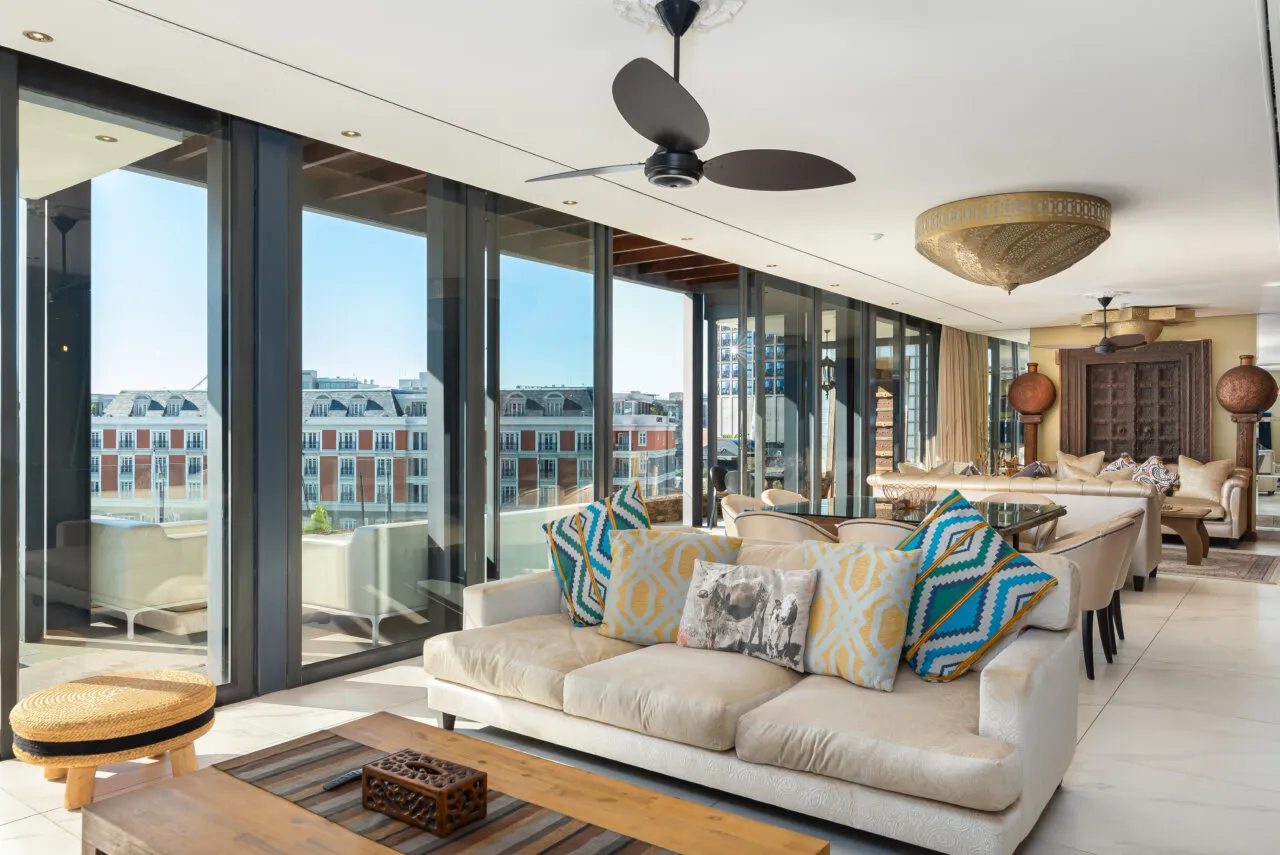 property_c63298e3-8e3b-41da-ac8d-314778361e69_14