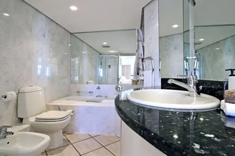 Clifton Nautica in Camps Bay – photo 14