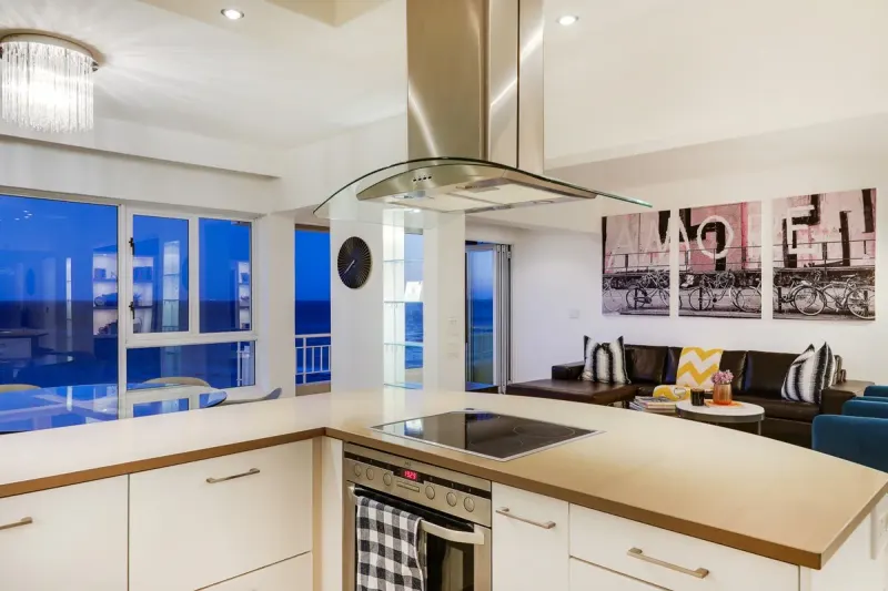 Atlantic Spray Apartment in Mouille Point – photo 16