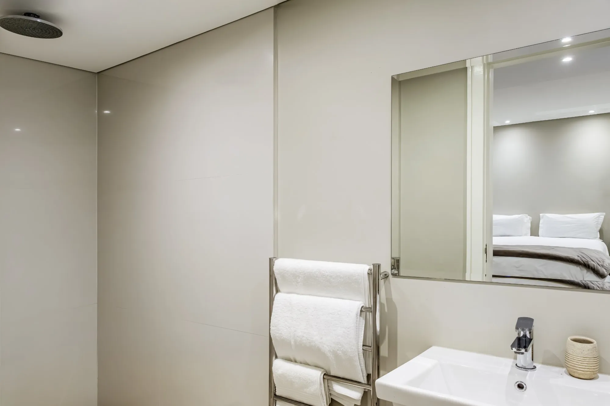 property_c6ccc17e-891d-459a-a78c-938fabda6715_22