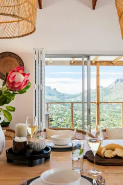 Mountain View Villa in Hout Bay – photo 6 thumbnail