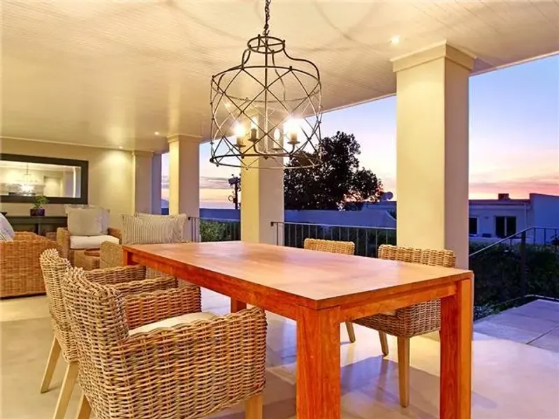 Dunkeld Villa in Camps Bay – photo 4