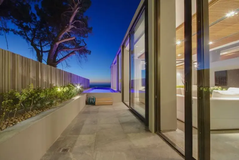 Geneva Drive Villa in Camps Bay – photo 31
