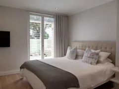 Camps Bay Sea Breeze in Camps Bay – photo 3 thumbnail