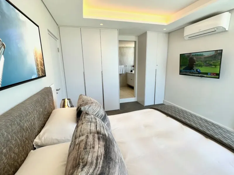 Panoramic Penthouse in Sea Point – photo 11