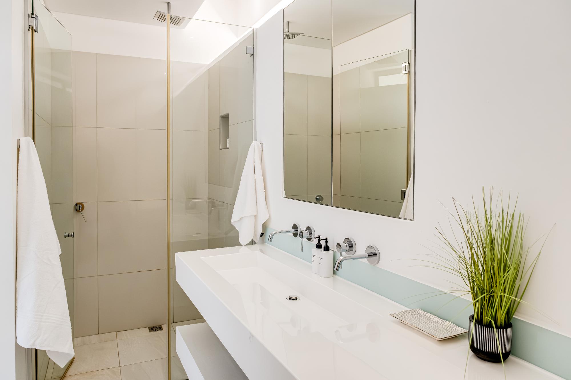 property_c7b38779-4d21-44a9-97ff-22141f061aef_34