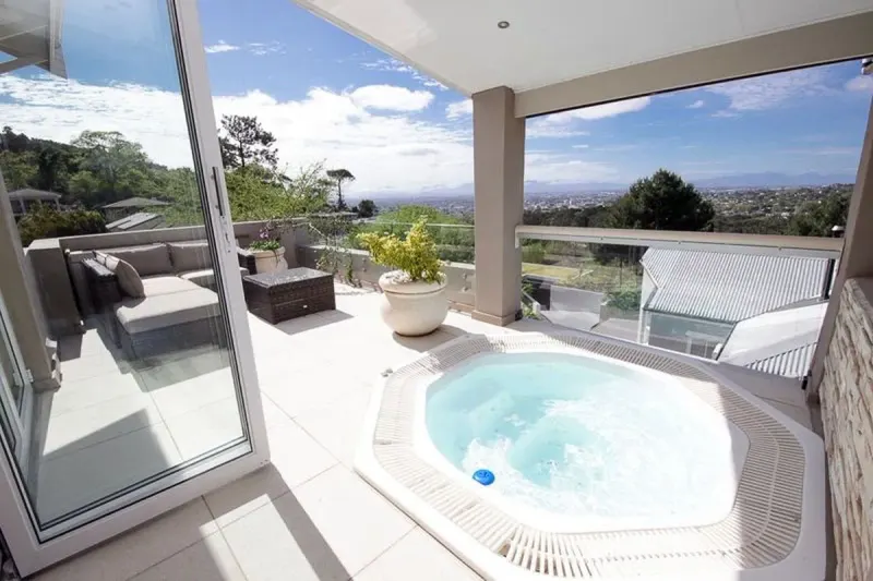 Pluke Villa in Newlands – photo 27