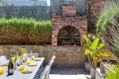 Camps Bay Deluxe in Camps Bay – photo 8 thumbnail