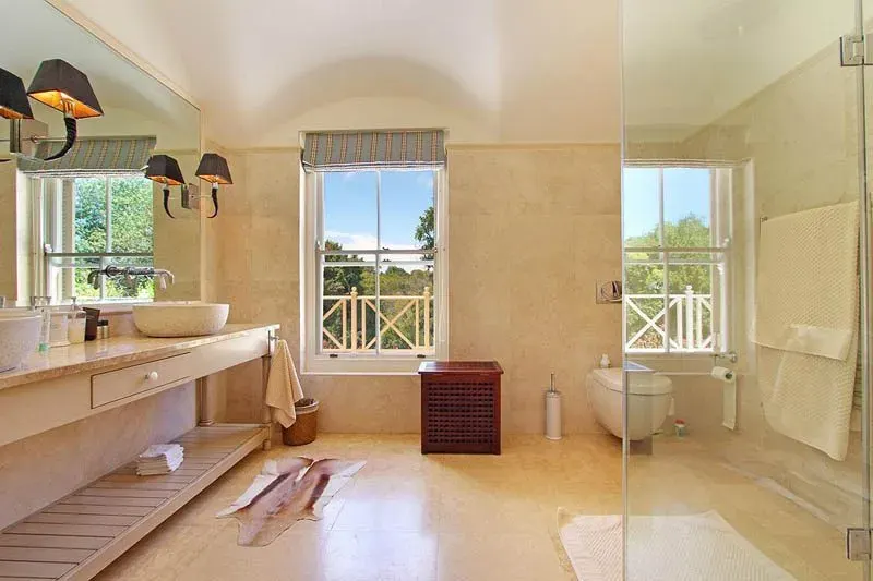 Constantia Heights Villa in Constantia – photo 32