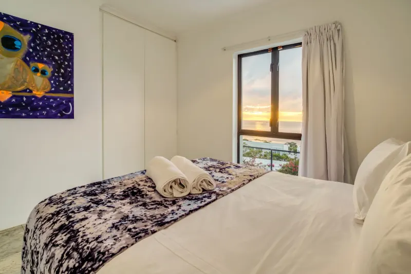 Sunset Views in Camps Bay – photo 13