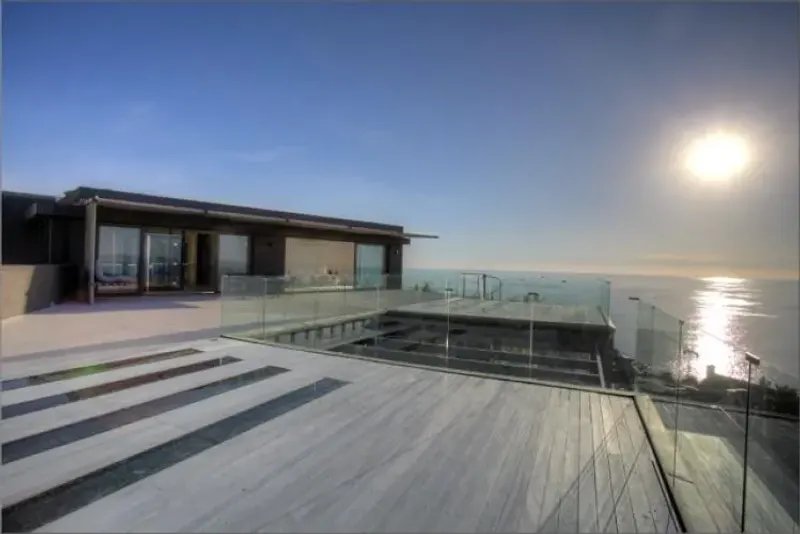 Villa St. Leon in Bantry Bay – photo 15