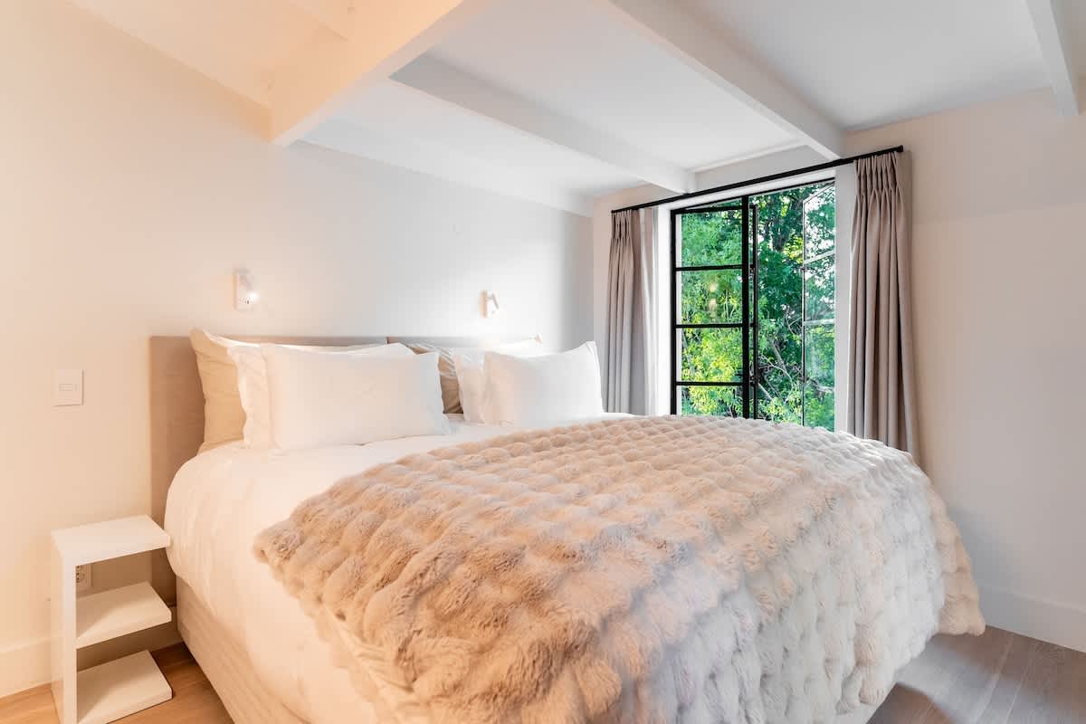 property_c99ed7ce-d09c-467b-96c6-21ccc1e2a8ce_39