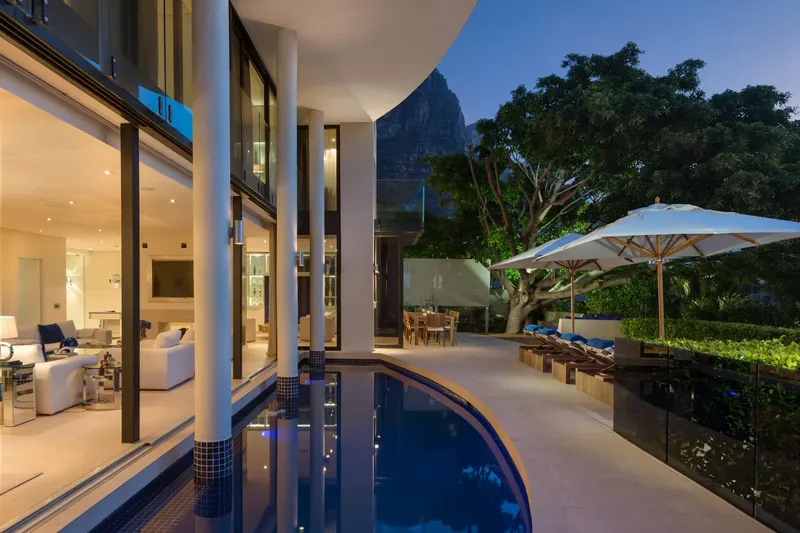 Villa Monarch in Camps Bay – photo 4