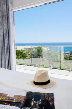 Quenera Apartment in Camps Bay – photo 14 thumbnail