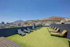 407 Royal in Green point – photo 32 thumbnail