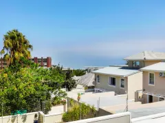 Berkely Place in Camps Bay – photo 11 thumbnail