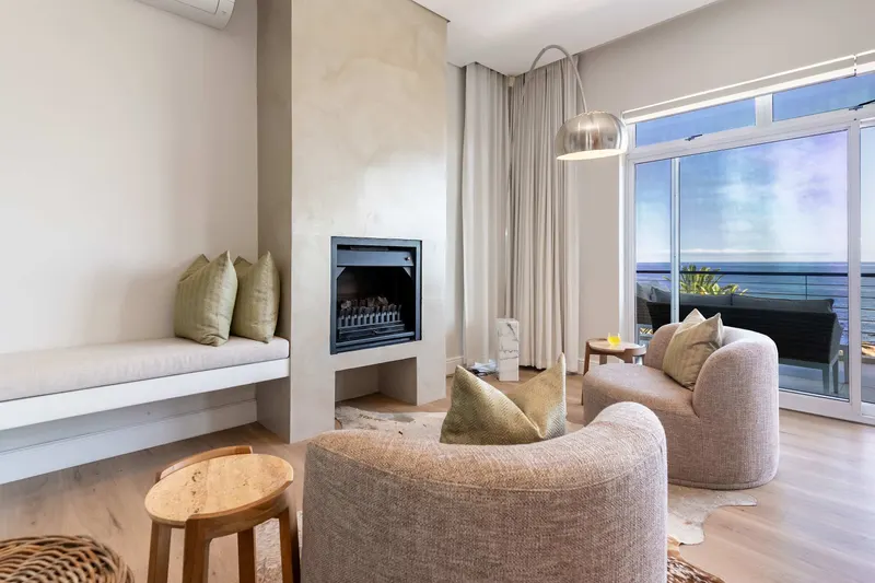 Bakoven Sunsets Luxury Apartment in Camps Bay – photo 16