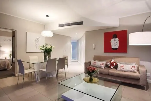 property_ca63b86e-11e5-4cec-8efe-7162edde04b1_3