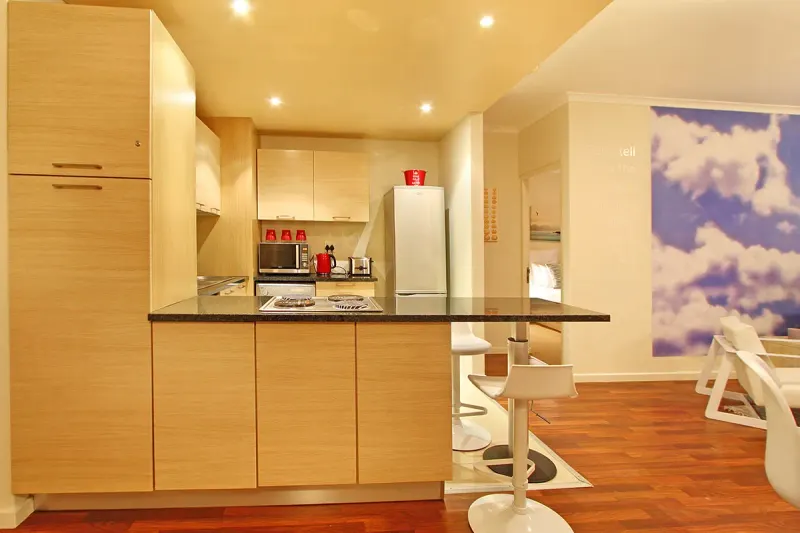 Horizon Bay 702 in Table View – photo 9