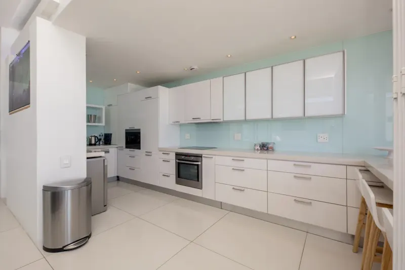 15 Views Penthouse in Camps Bay – photo 4