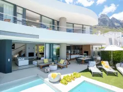 Oceans 33 Villa in Camps Bay – photo 18 thumbnail