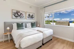 Camps Bay Deluxe in Camps Bay – photo 26 thumbnail