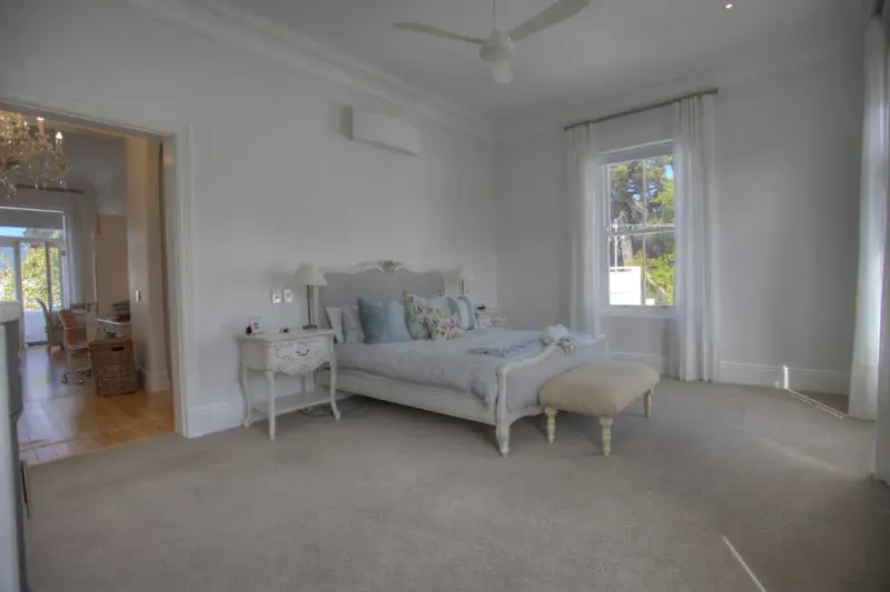 Hoogeind Manor in Claremont – photo 20