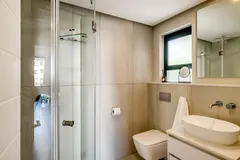 Bantry Suite (101) in Bantry Bay – photo 20 thumbnail
