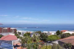 Seaside Villa in Camps Bay – photo 3 thumbnail