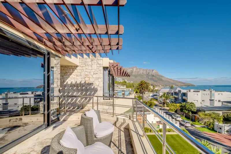 Lions Crest in Camps Bay – photo 52