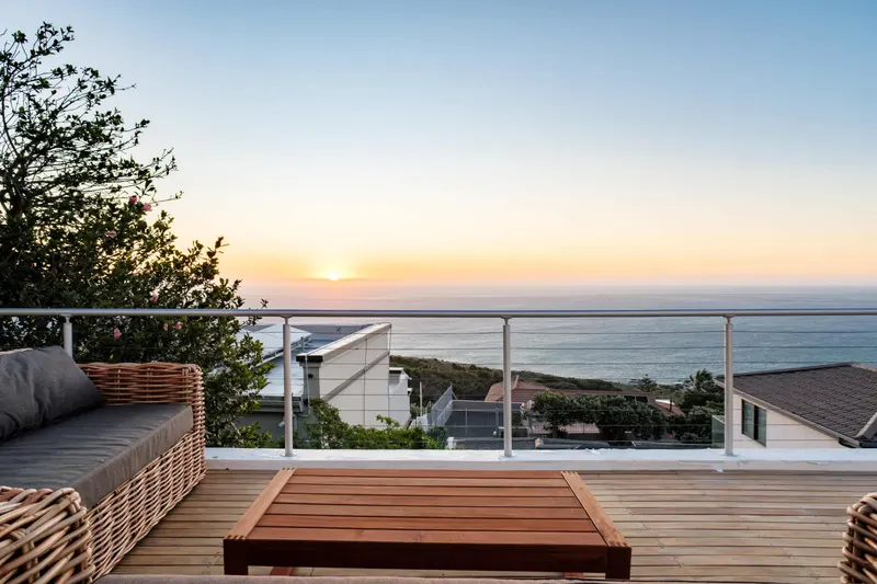 Sunset Sanctuary in Camps Bay – photo 30