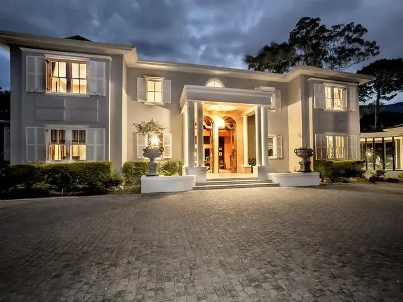 Constantia Classic 7 Bedroom in Bel Ombre – photo 3