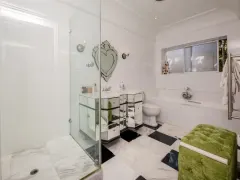 Ave Des Huguenots in Fresnaye – photo 1 thumbnail