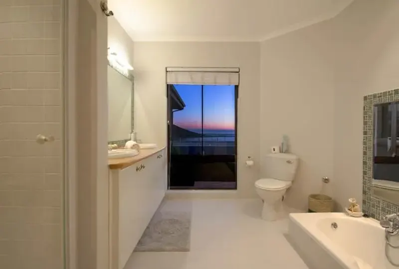 Sunset Paradise 3 Bed in Llandudno – photo 16