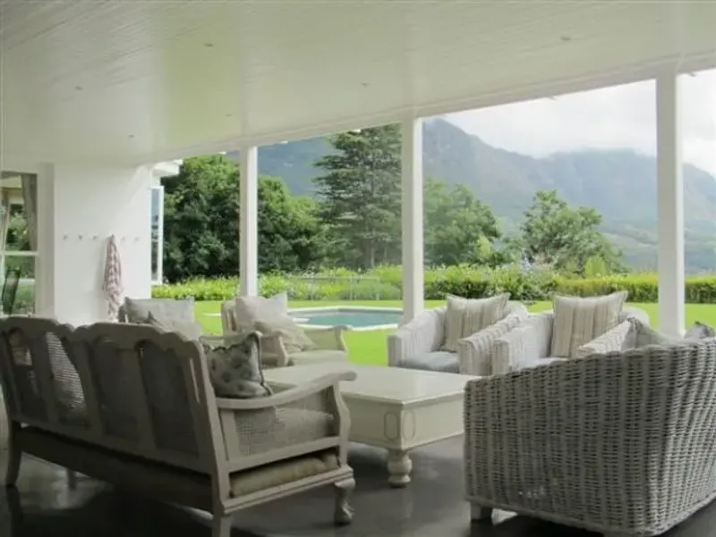 Bishopscourt Villa in Bishopscourt – photo 10