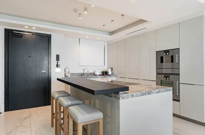 Aurum 302 in Bantry Bay – photo 24