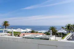 Camps Bay Caprice in Camps Bay – photo 24 thumbnail