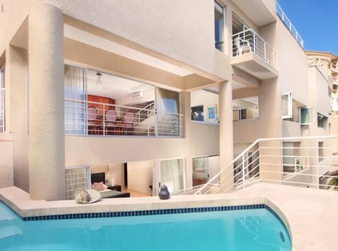 property_cc61f2d3-e082-4c9b-9d9b-5139fffacc6a_0