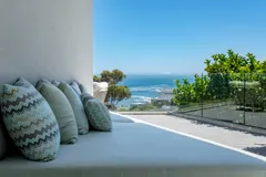 Castle Peak in Camps bay – photo 50 thumbnail