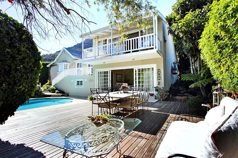 Hout Bay Darling Villa in Scott Estate – photo 18
