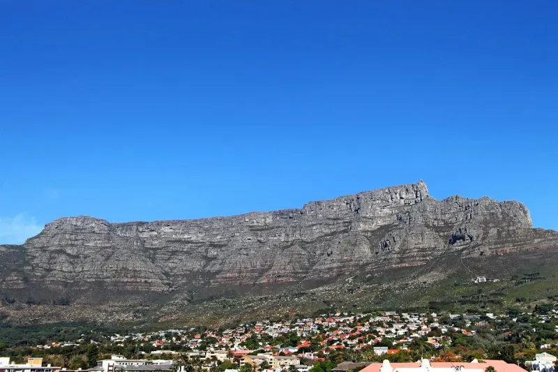 Kloof Street Apartment in Gardens – photo 13
